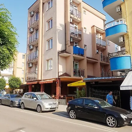 Vendégház Nedelchevi