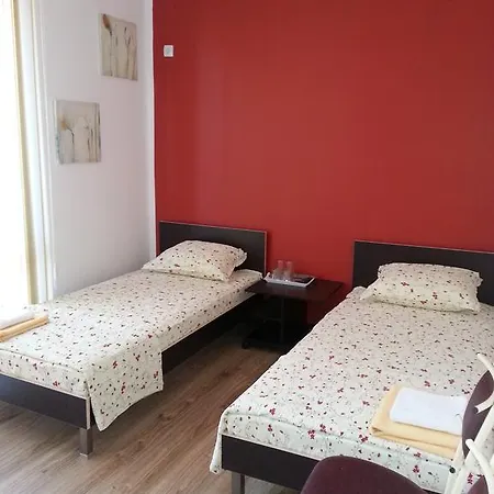 Vendégház Nedelchevi *