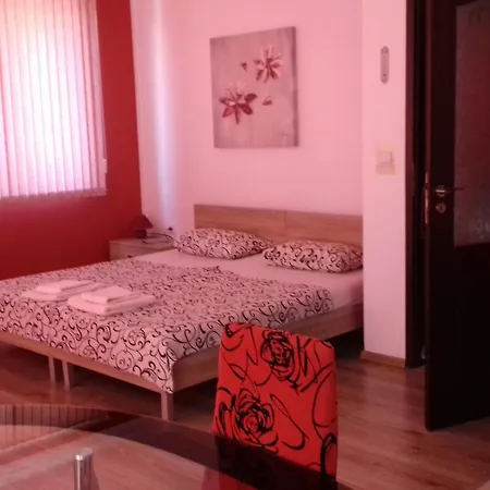 Vendégház Nedelchevi *