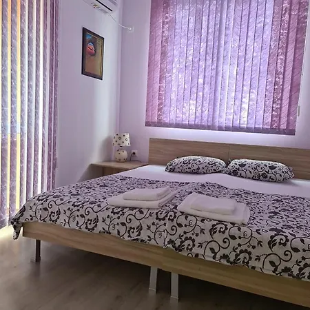Vendégház Nedelchevi