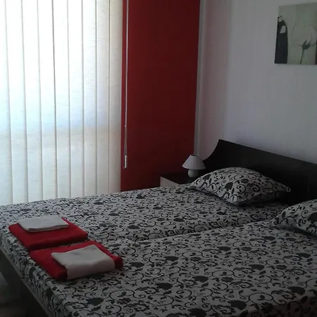 Vendégház Nedelchevi