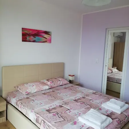 게스트하우스 Nedelchevi 3*