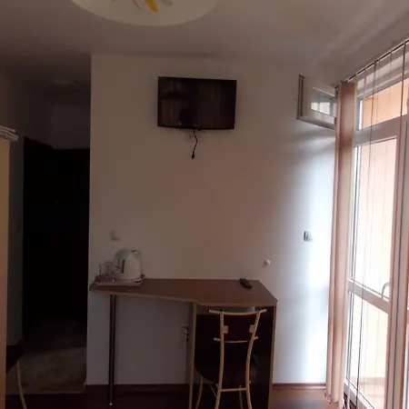 Pensión Nedelchevi 3*