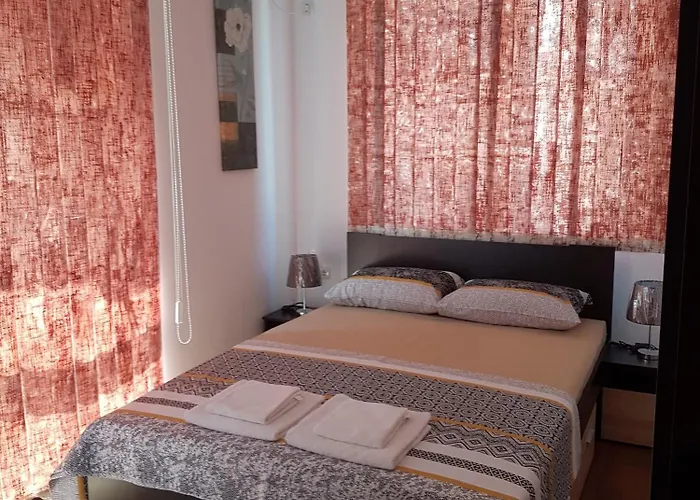 Nedelchevi 3* Primorsko