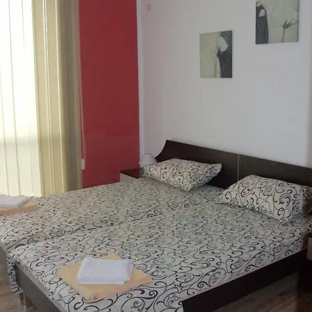 Nedelchevi 3* بريمورسكو