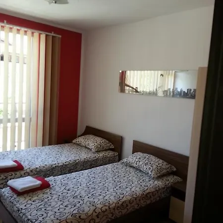 Nedelchevi بيت ضيافة 3*