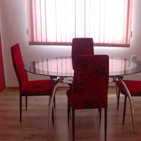 Nedelchevi Penzion 3*