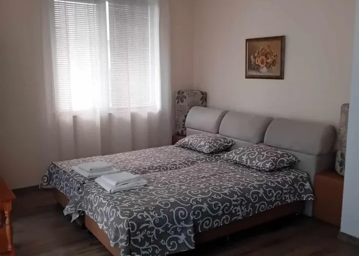 Nedelchevi Pensjonat Primorsko